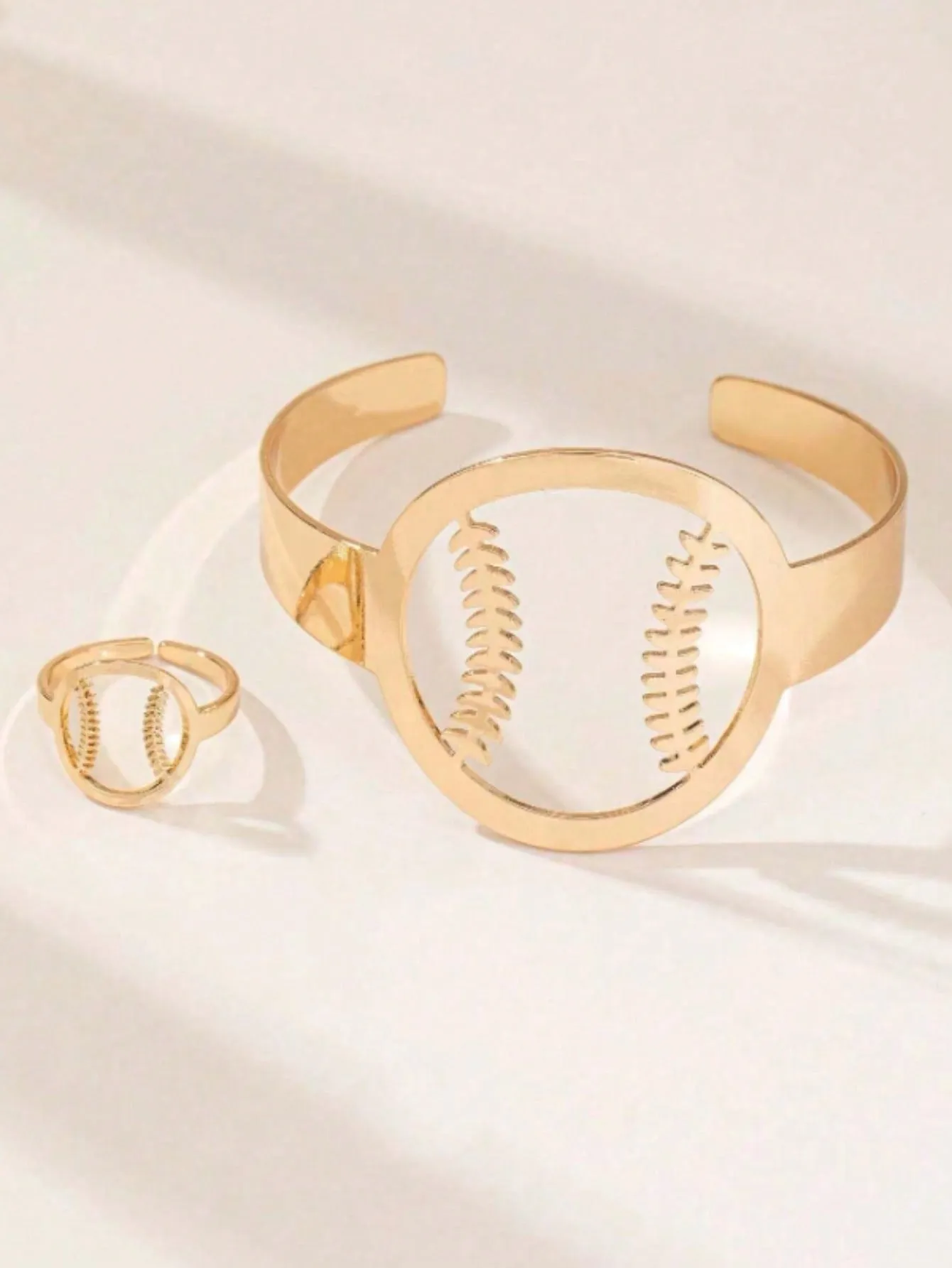 1 Set Fashionable Classic Football Style Hollow Minimalist Retro Bangle Bracelet & Ring For Women