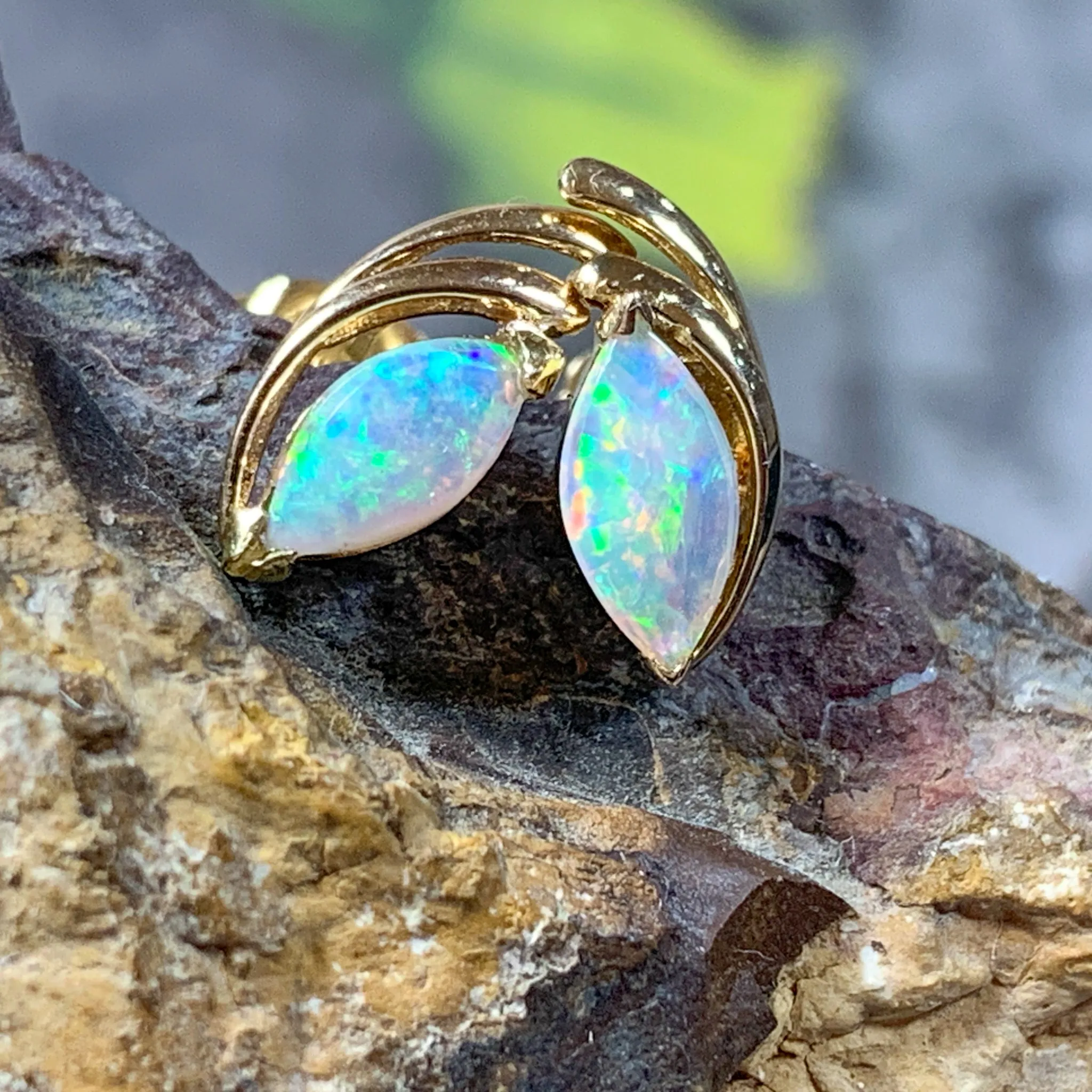 18kt Yellow Gold Opal Earrings in Marquise shape 8x4mm Opal Gold studs