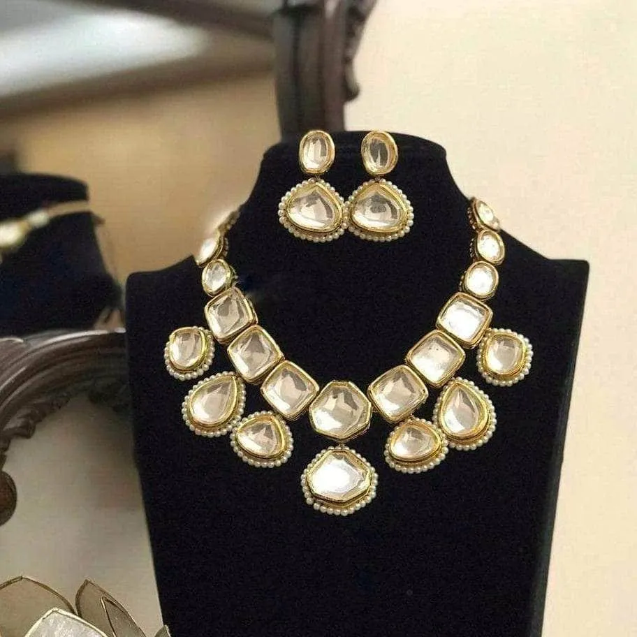 Big Kundan Necklace With Long Earring