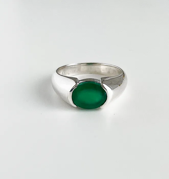 Capri Signet Ring - Green Onyx