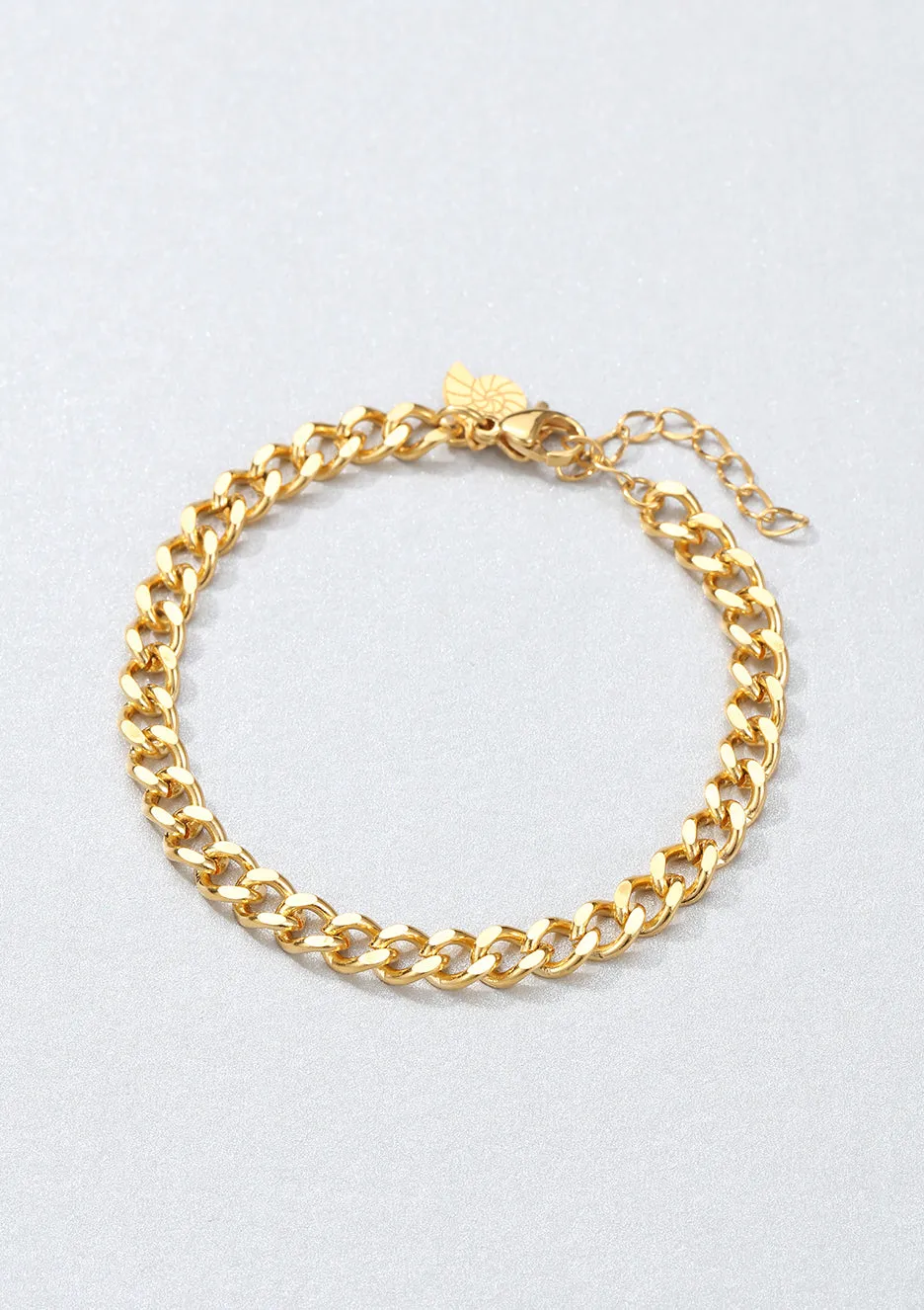 Chunky Curb Chain Bracelet Gold