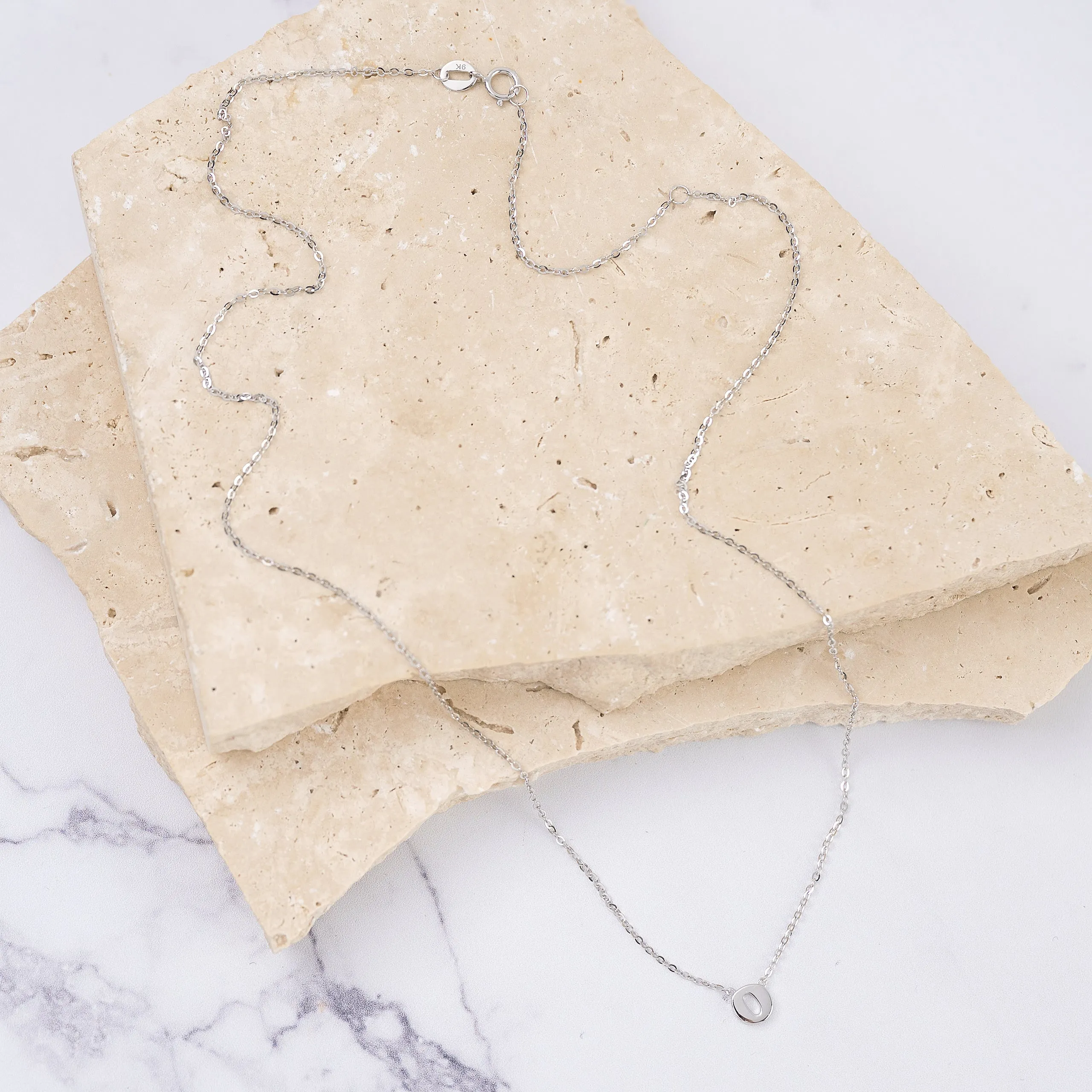 Initial necklace petite -Solid 9k gold