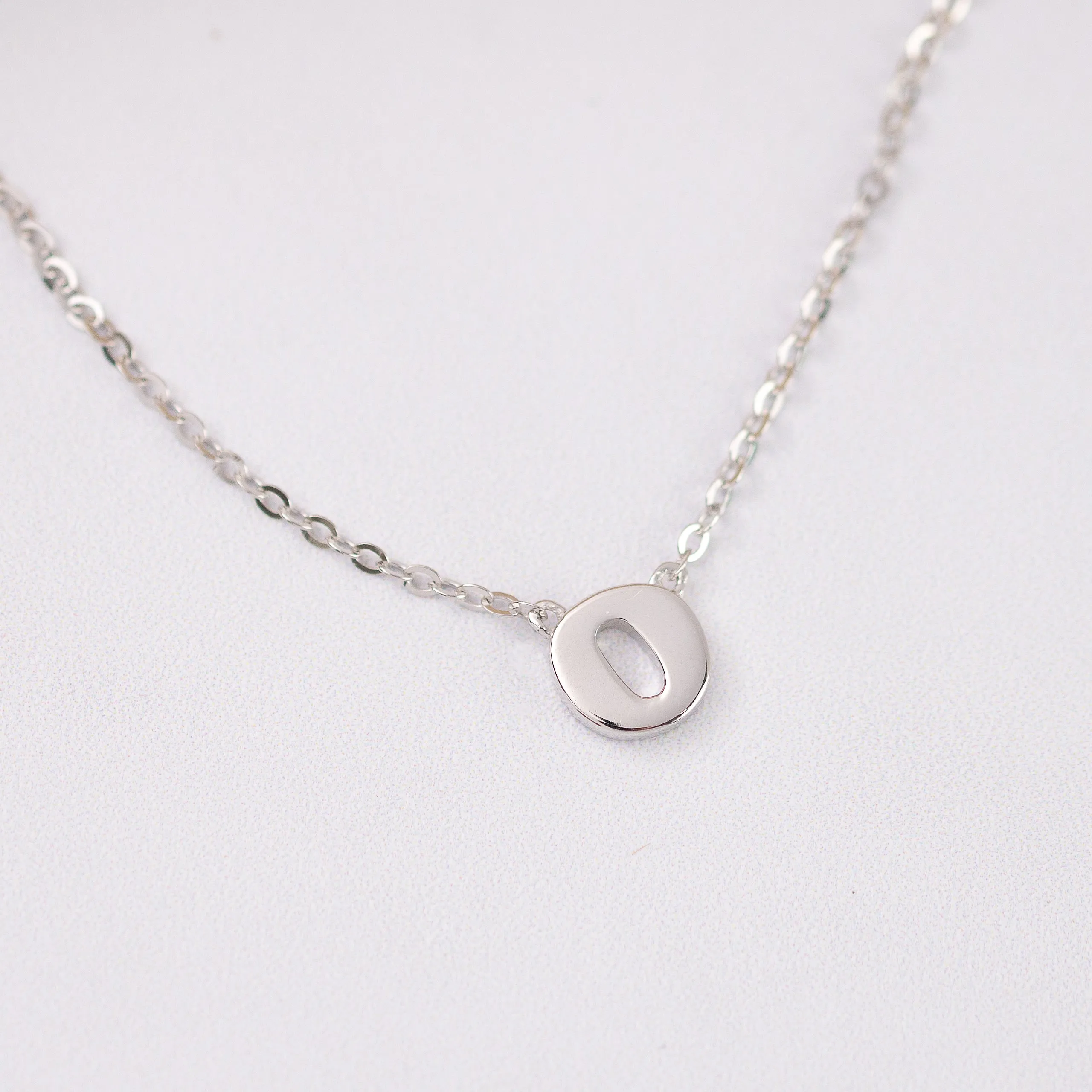 Initial necklace petite -Solid 9k gold