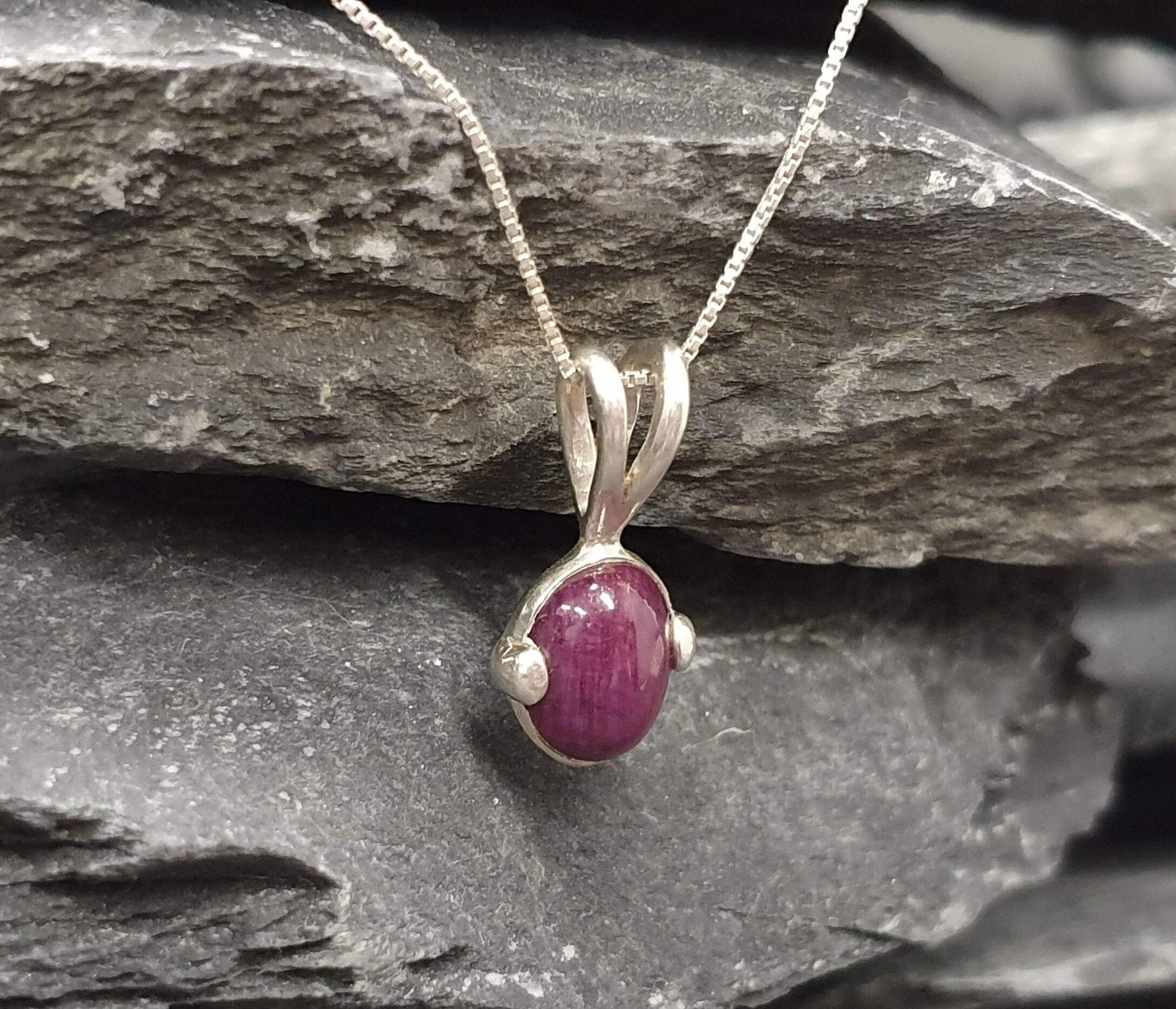 Oval Ruby Necklace - Real Ruby Necklace - Dainty Vintage Pendant