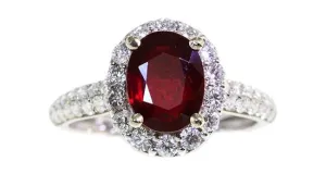 Ruby Ring 2.19ct 18k white gold with Diamonds