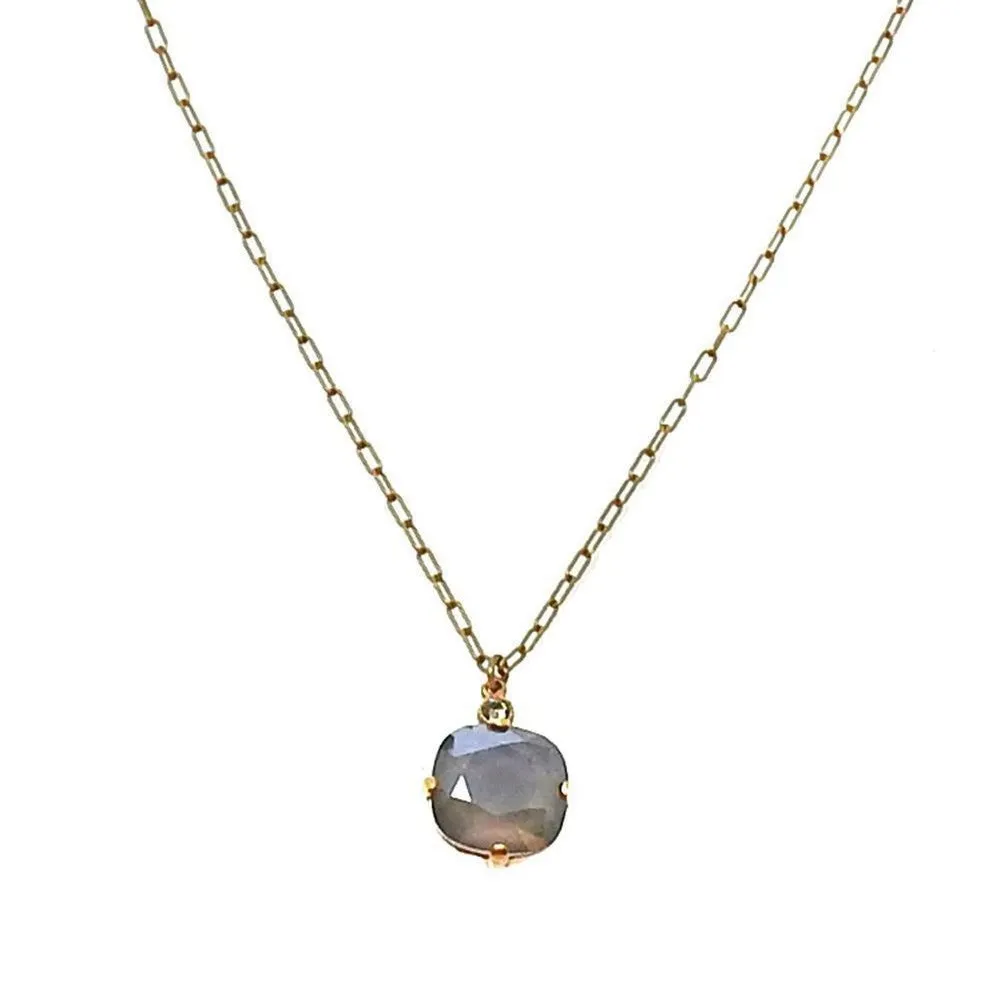 Solitaire Pendant in Grey