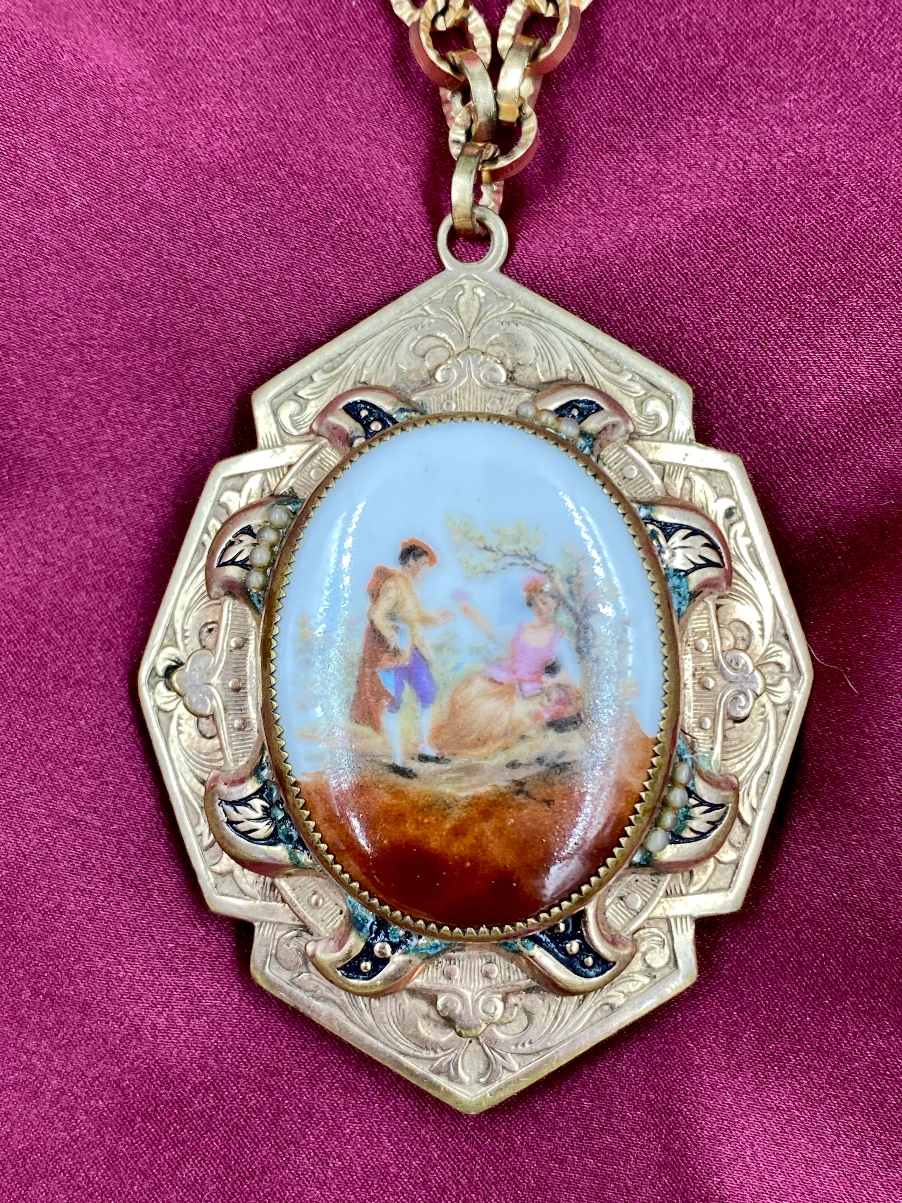 Vintage Large Goldtone Ceramic Portrait Pendant Locket