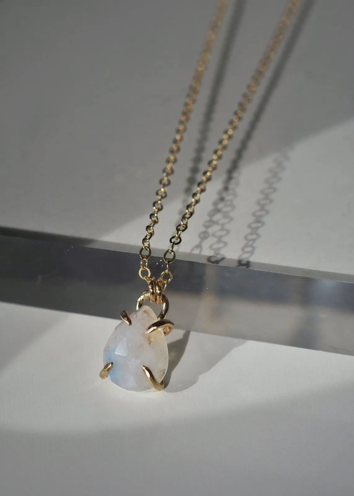 Virgo Necklace - Rainbow Moonstone